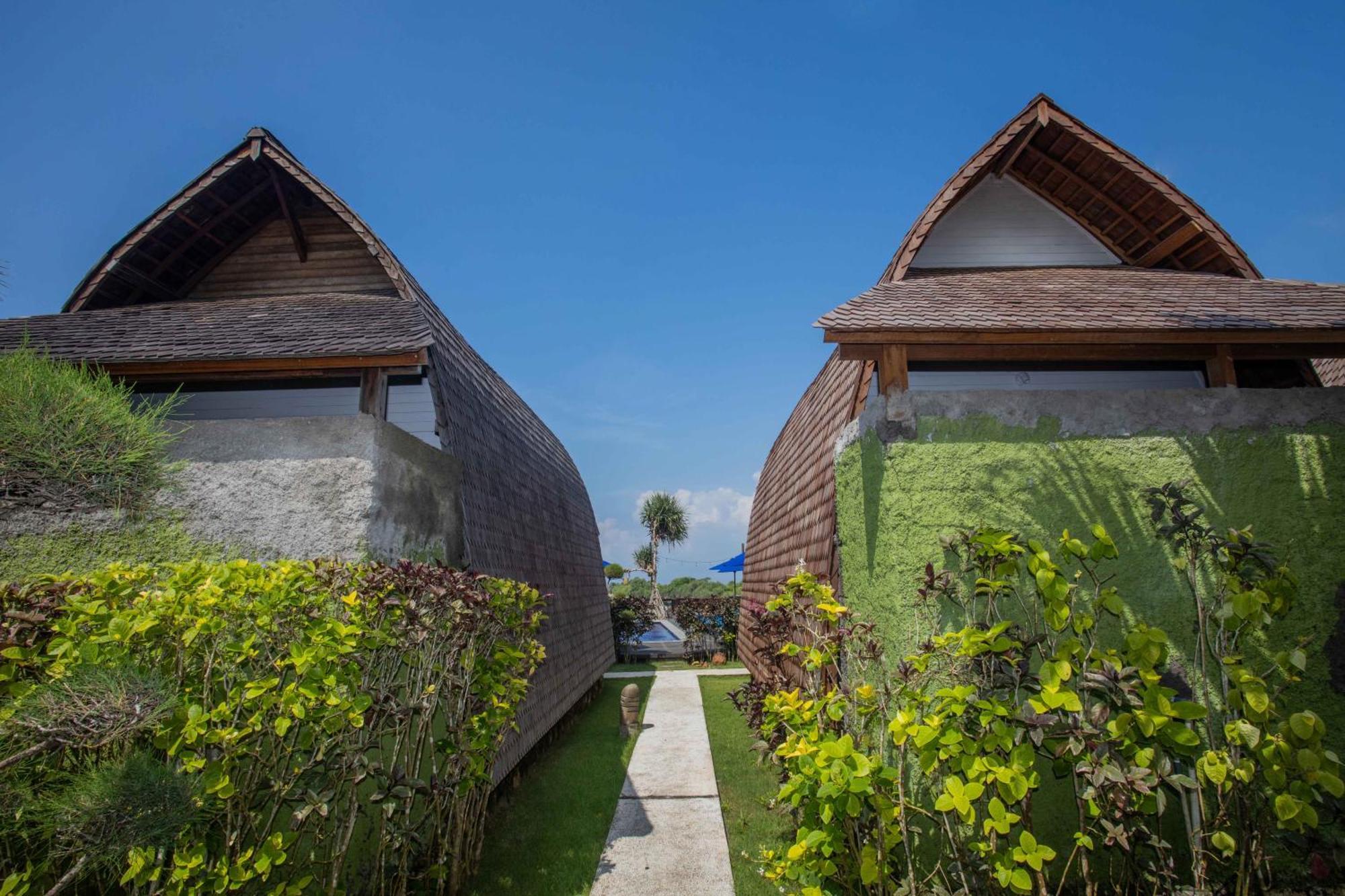 Water Blow Huts Нуса-Лембонган Экстерьер фото